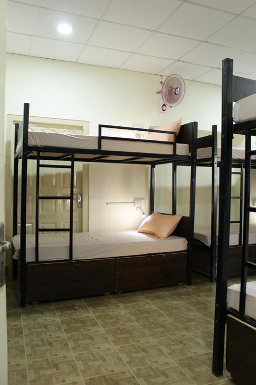 Zostel Varanasi Room photo